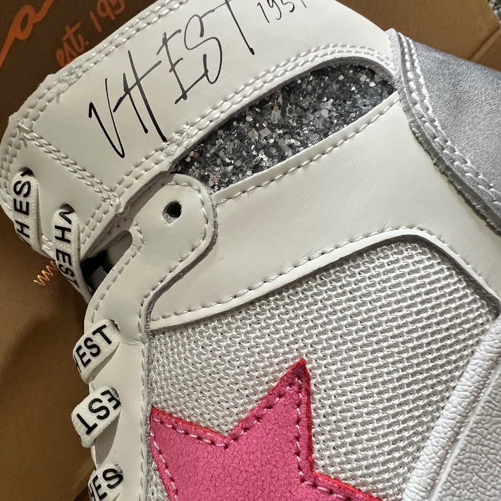 Vintage Havana NWT Dream Pink Star High tops